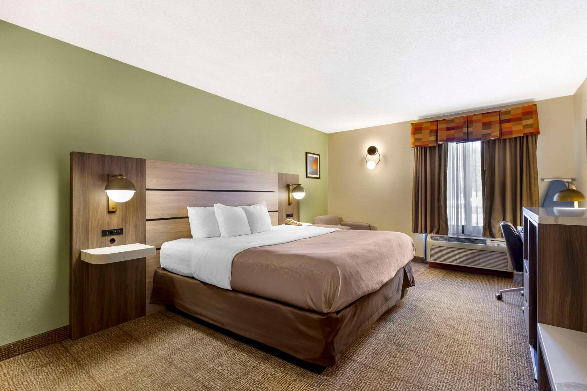 Quality Inn Raleigh Downtown מראה חיצוני תמונה