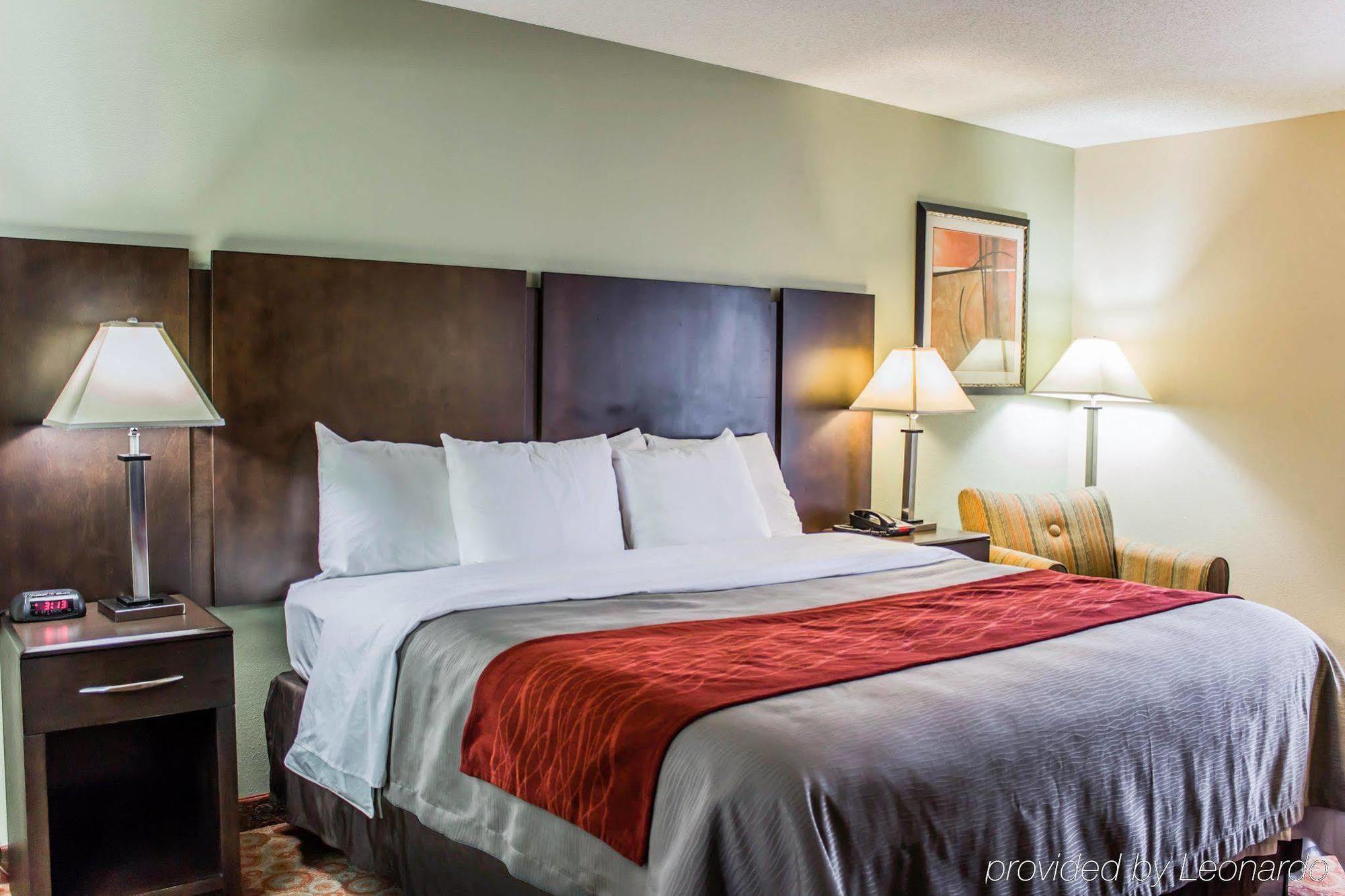 Quality Inn Raleigh Downtown מראה חיצוני תמונה